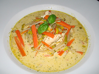 Asiatische Hühnersuppe